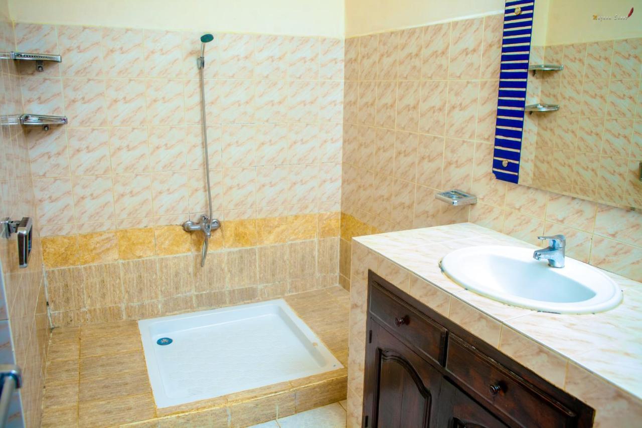Lotus Hotel Antsiranana Kültér fotó