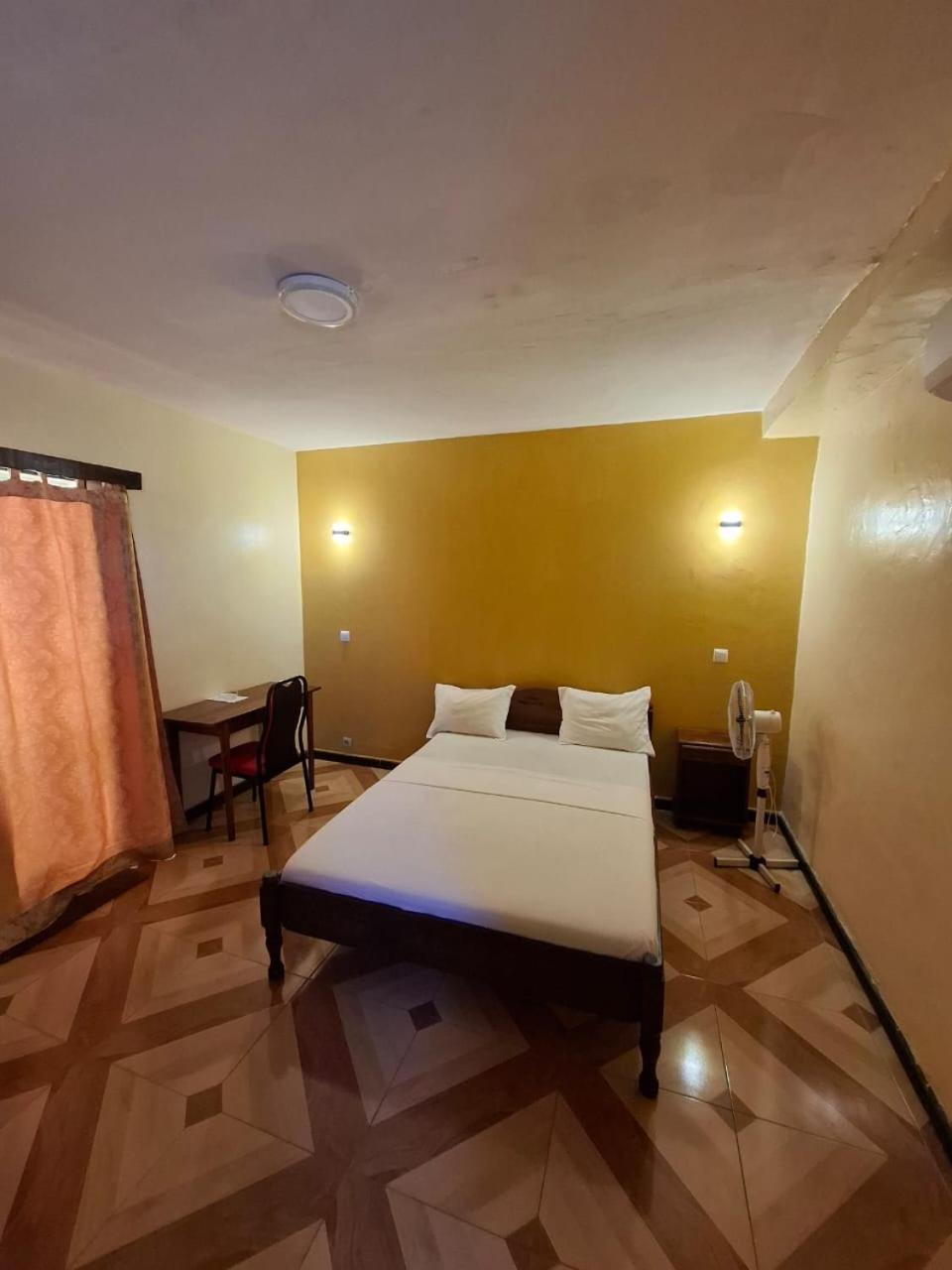 Lotus Hotel Antsiranana Kültér fotó