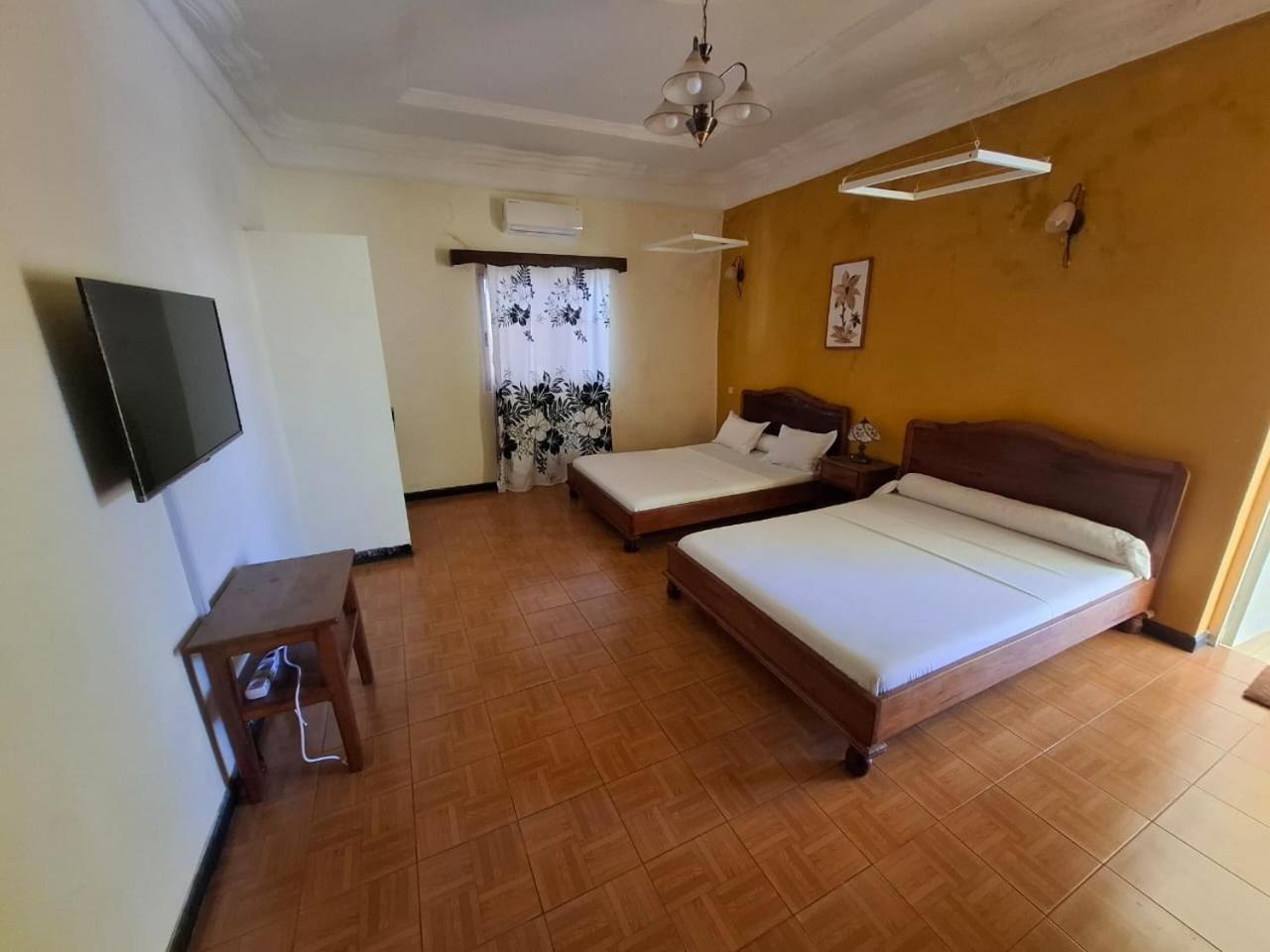 Lotus Hotel Antsiranana Kültér fotó